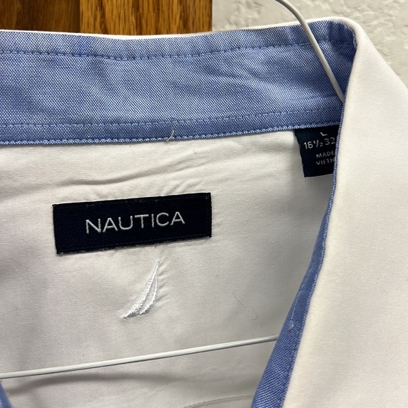 White mens dress shirt - Picture 2 of 2